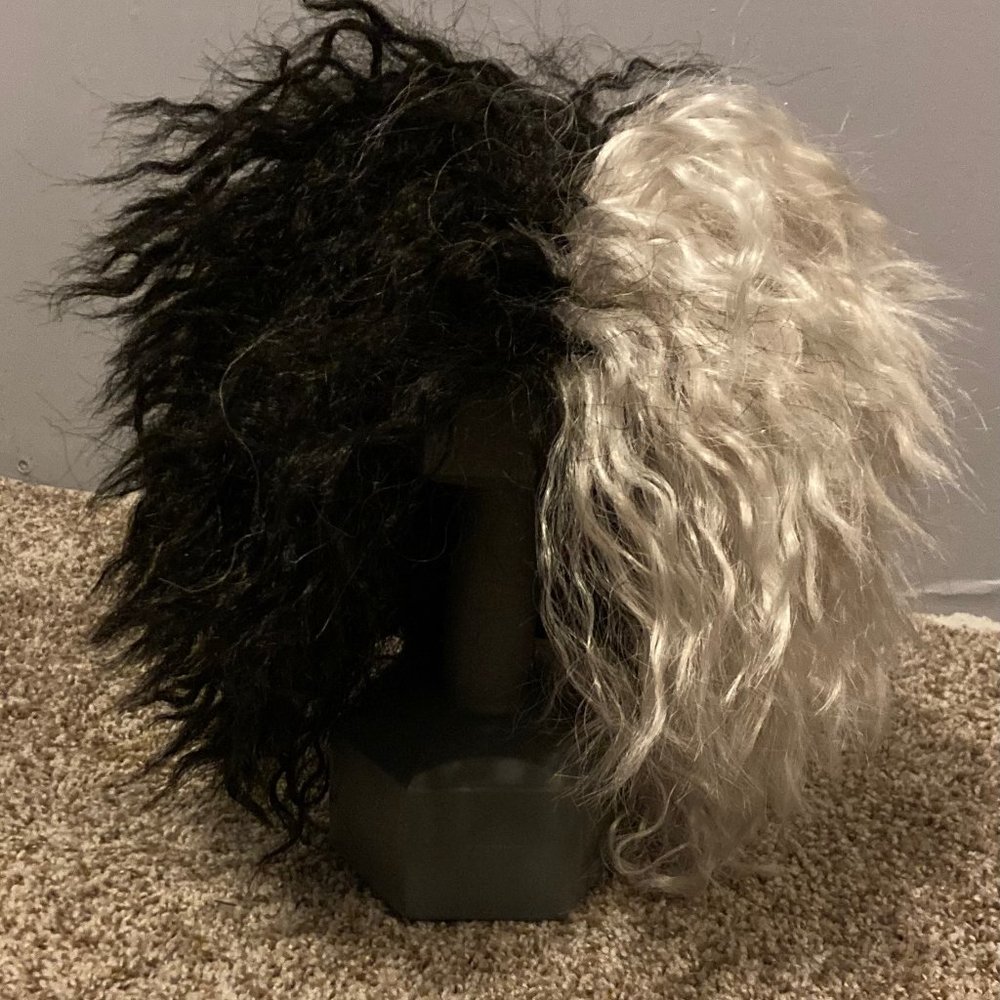 Cruella DeVille Wig